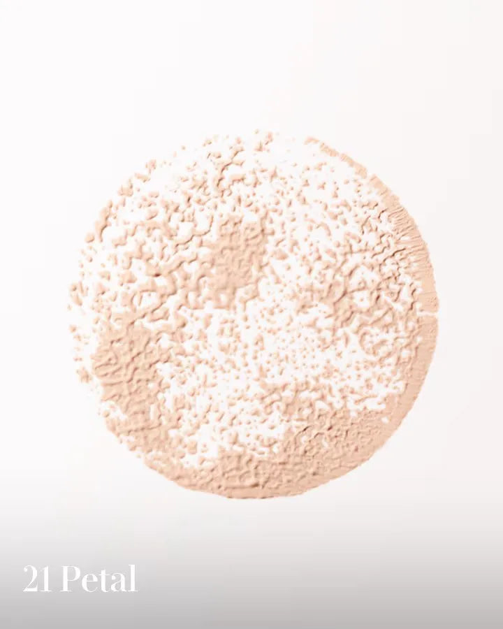 La Mer The Luminous Lifting Cushion Foundation SPF 20